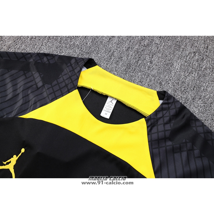 Tuta da Track
 Paris Saint-Germain Jordan Manica Corta
 2023-2024 Nero
 - Pantaloncini
